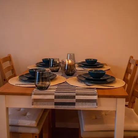 Emerald With Private Parking * וארנה